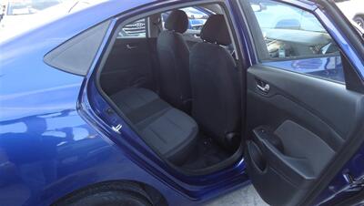 2019 Hyundai ACCENT SE - Photo 11 - Van Nuys, CA 91405