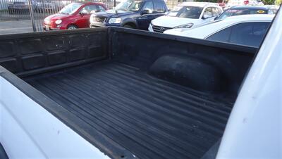 2002 Toyota Tacoma PreRunner V6   - Photo 10 - Van Nuys, CA 91405