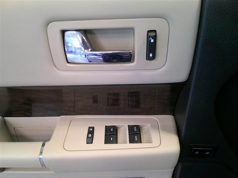 2016 Ford Flex Limited - Photo 39 - Spencerport, NY 14559