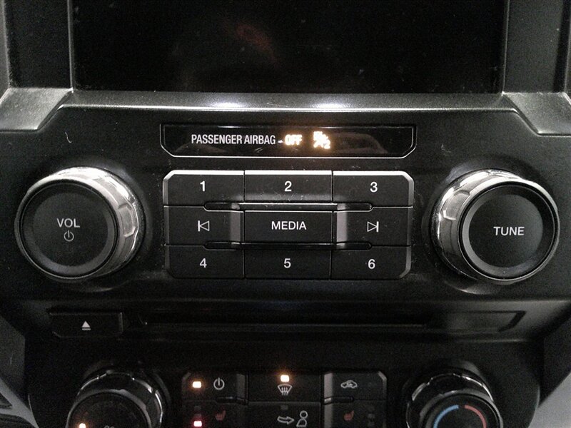 2018 Ford F-150 XLT - Photo 22 - Spencerport, NY 14559