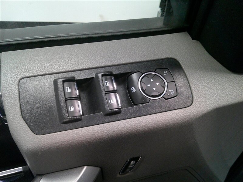 2018 Ford F-150 XLT - Photo 33 - Spencerport, NY 14559