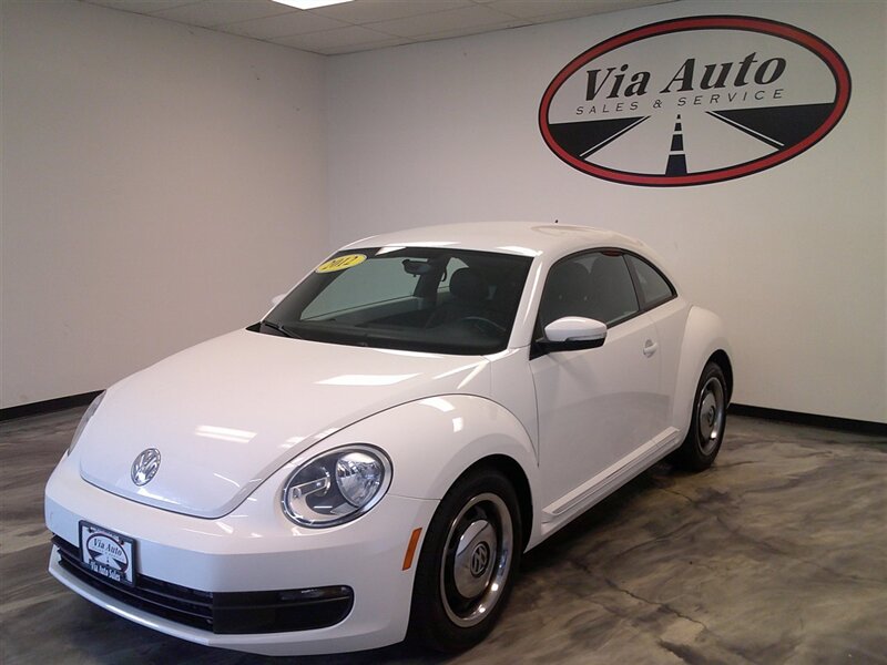 2012 Volkswagen Beetle-Classic 2.5L PZEV   - Photo 1 - Spencerport, NY 14559
