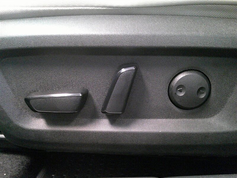 2022 Nissan Rogue SV - Photo 32 - Spencerport, NY 14559