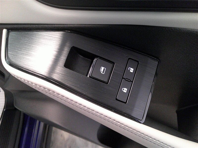 2022 Nissan Rogue SV - Photo 40 - Spencerport, NY 14559