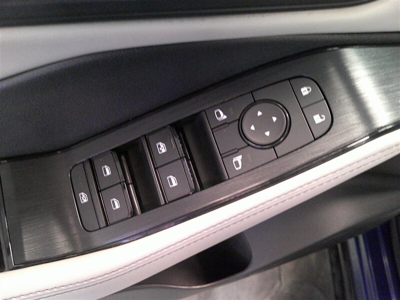 2022 Nissan Rogue SV - Photo 38 - Spencerport, NY 14559