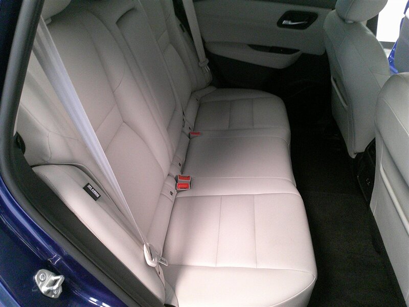 2022 Nissan Rogue SV - Photo 35 - Spencerport, NY 14559