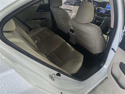 2015 Honda Accord EX-L - Photo 15 - Columbia, SC 29210