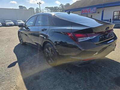 2022 Hyundai ELANTRA SEL - Photo 6 - Columbia, SC 29210