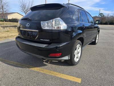 2004 Lexus RX 330   - Photo 5 - Columbia, SC 29210