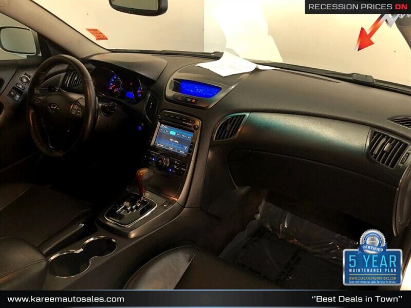 2012 Hyundai Genesis Coupe 3.8 Grand Touring photo
