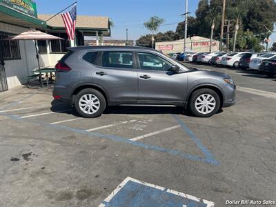 2020 Nissan Rogue S   - Photo 8 - Visalia, CA 93292