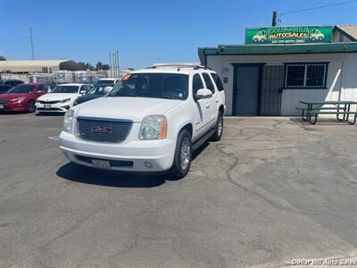 2011 GMC Yukon SLT   - Photo 3 - Visalia, CA 93292