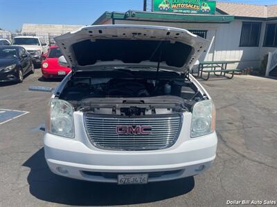 2011 GMC Yukon SLT   - Photo 9 - Visalia, CA 93292