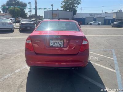 2011 Ford Fusion SE   - Photo 6 - Visalia, CA 93292