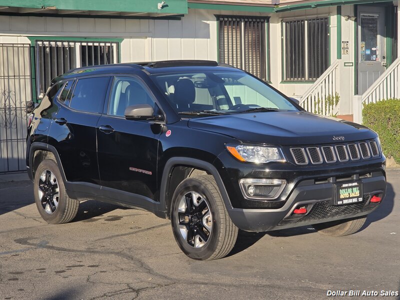 2018 Jeep Compass Trailhawk   - Photo 1 - Visalia, CA 93292
