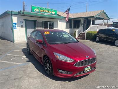 2015 Ford Focus SE   - Photo 1 - Visalia, CA 93292