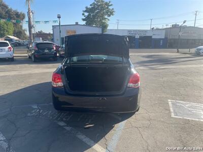 2011 Chevrolet Cruze LTZ   - Photo 12 - Visalia, CA 93292