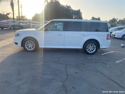 2014 Ford Flex SE   - Photo 4 - Visalia, CA 93292