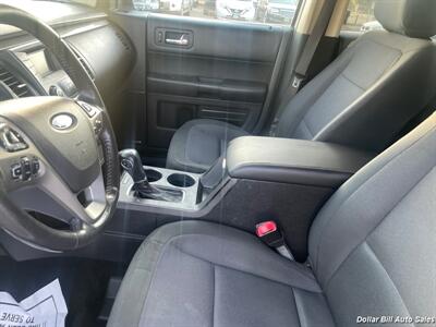 2014 Ford Flex SE   - Photo 10 - Visalia, CA 93292