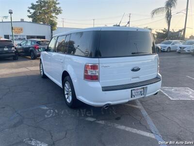 2014 Ford Flex SE   - Photo 5 - Visalia, CA 93292