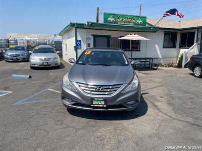 2013 Hyundai SONATA SE   - Photo 2 - Visalia, CA 93292