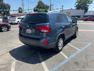 2014 Kia Sorento LX   - Photo 7 - Visalia, CA 93292