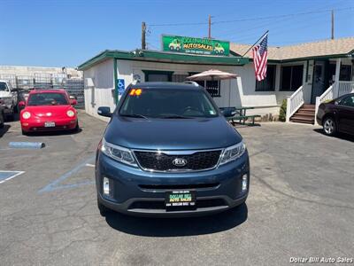 2014 Kia Sorento LX   - Photo 2 - Visalia, CA 93292