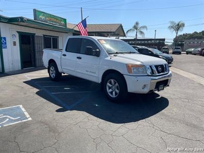 2010 Nissan Titan SE   - Photo 1 - Visalia, CA 93292