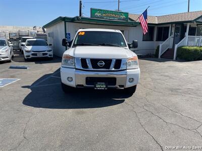 2010 Nissan Titan SE   - Photo 2 - Visalia, CA 93292