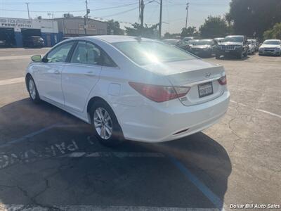 2013 Hyundai SONATA GLS   - Photo 5 - Visalia, CA 93292