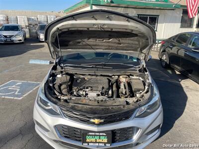 2018 Chevrolet Cruze LT Auto   - Photo 9 - Visalia, CA 93292