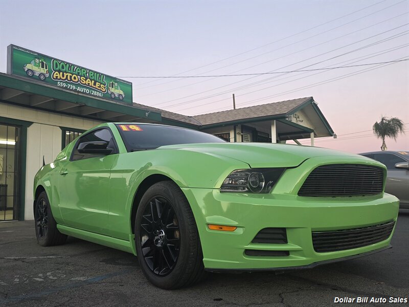 2014 Ford Mustang V6   - Photo 1 - Visalia, CA 93292