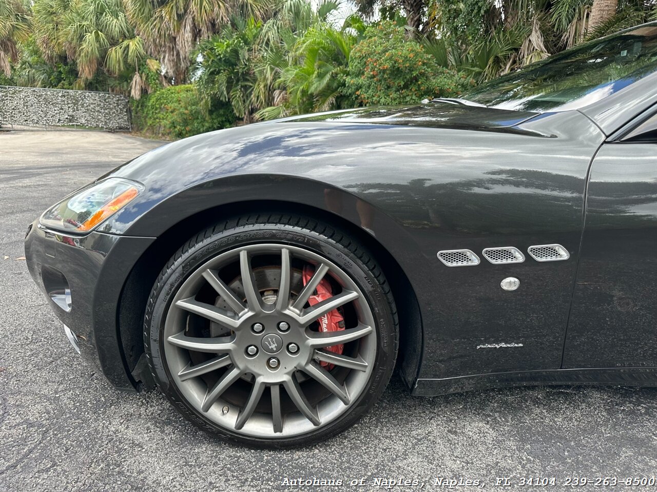 2017 Maserati GranTurismo   - Photo 5 - Naples, FL 34104