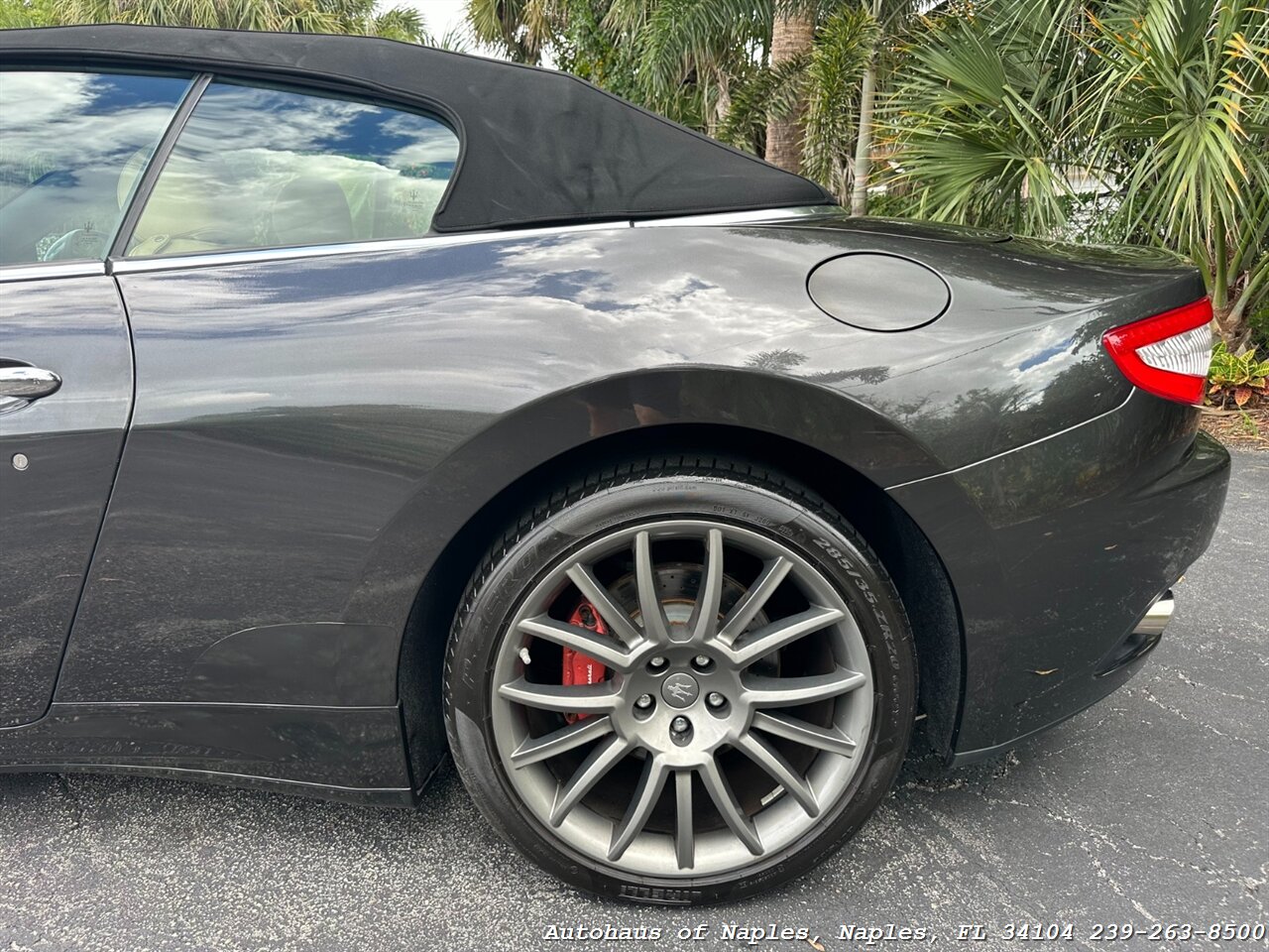 2017 Maserati GranTurismo   - Photo 8 - Naples, FL 34104