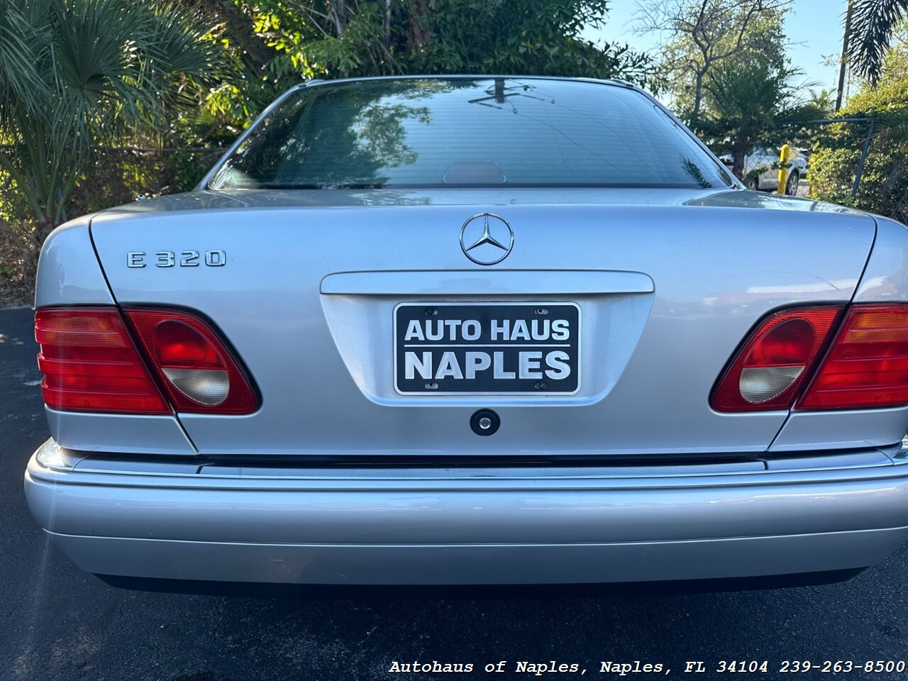 1996 Mercedes-Benz E 320   - Photo 29 - Naples, FL 34104