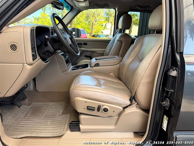 2004 Chevrolet Silverado 2500 Work Truck 4dr Extended Cab Work Truck   - Photo 25 - Naples, FL 34104
