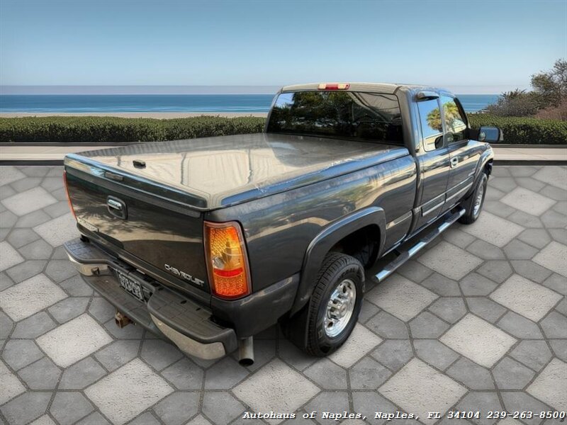 2004 Chevrolet Silverado 2500 Work Truck 4dr Extended Cab Work Truck   - Photo 13 - Naples, FL 34104