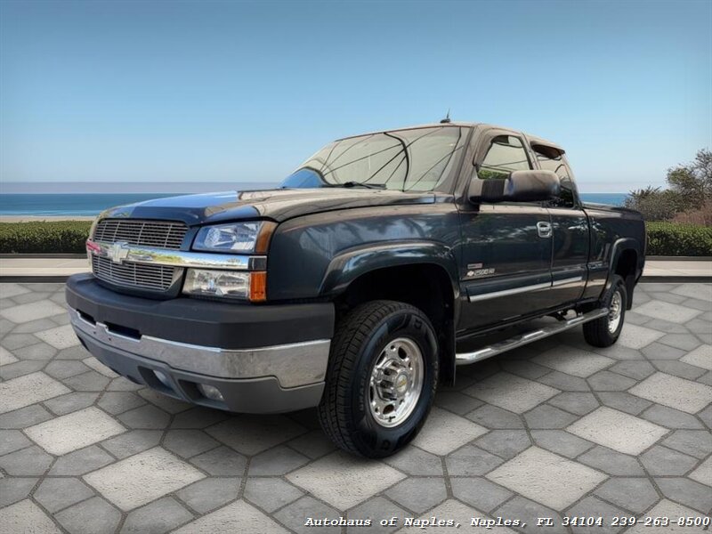 2004 Chevrolet Silverado 2500 Work Truck 4dr Extended Cab Work Truck   - Photo 5 - Naples, FL 34104