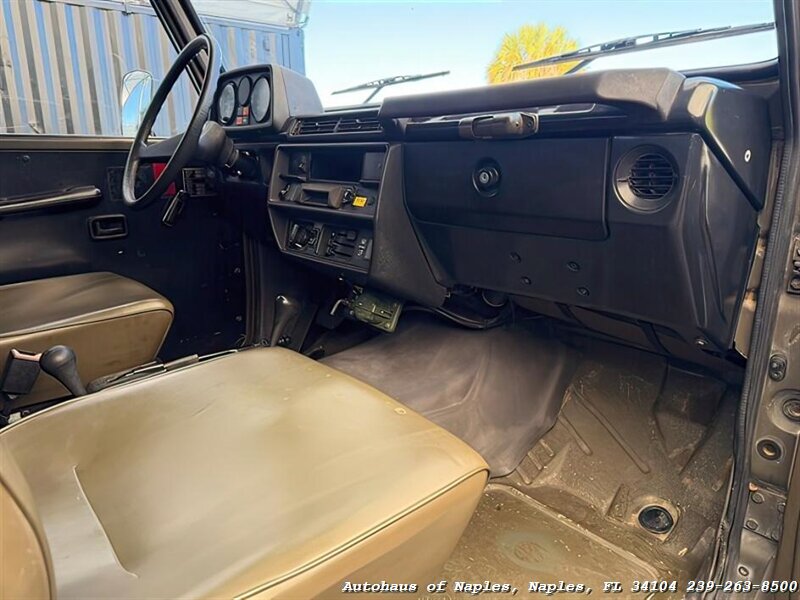 1994 Mercedes-Benz Puch 230 GE   - Photo 22 - Naples, FL 34104