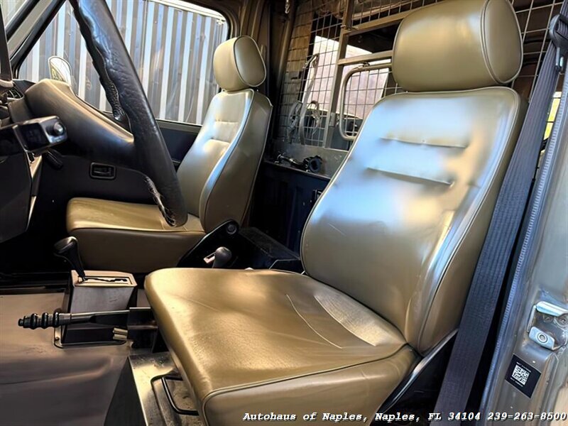 1994 Mercedes-Benz Puch 230 GE   - Photo 16 - Naples, FL 34104