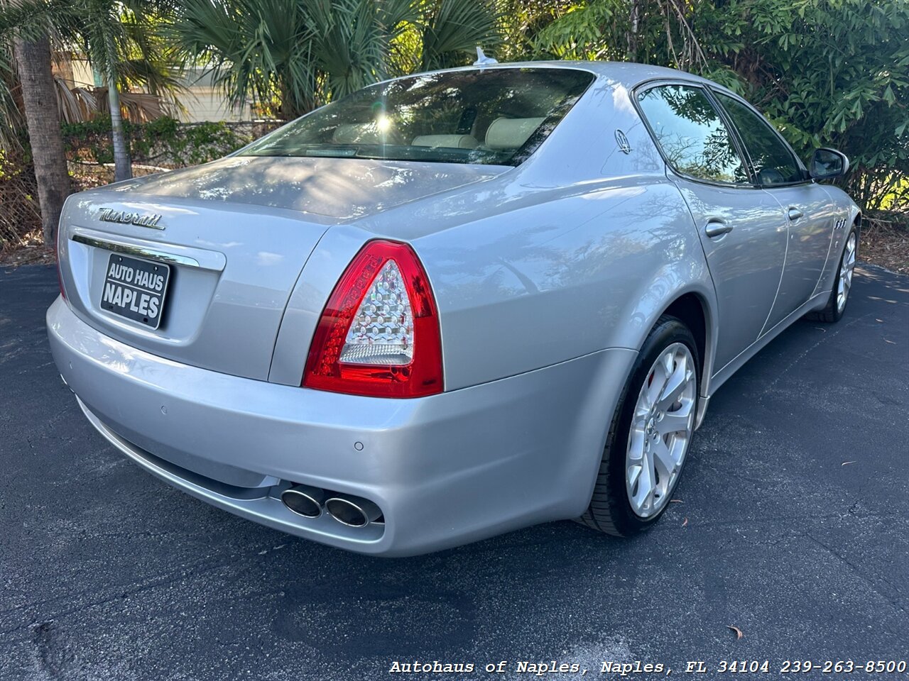 2012 Maserati Quattroporte S   - Photo 14 - Naples, FL 34104