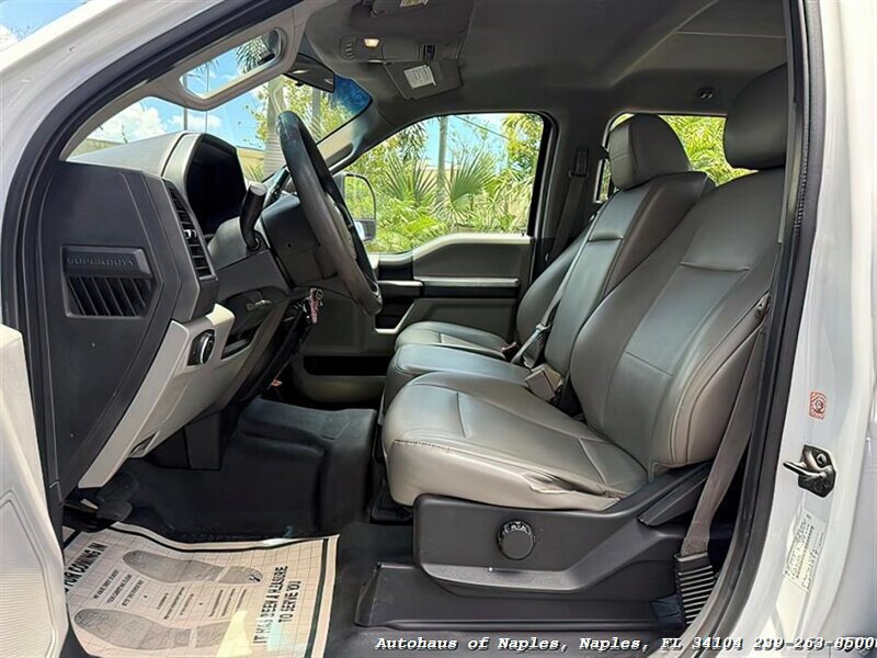 2019 Ford F-350 Super Duty XL   - Photo 17 - Naples, FL 34104