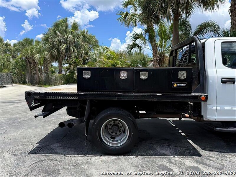 2019 Ford F-350 Super Duty XL   - Photo 8 - Naples, FL 34104