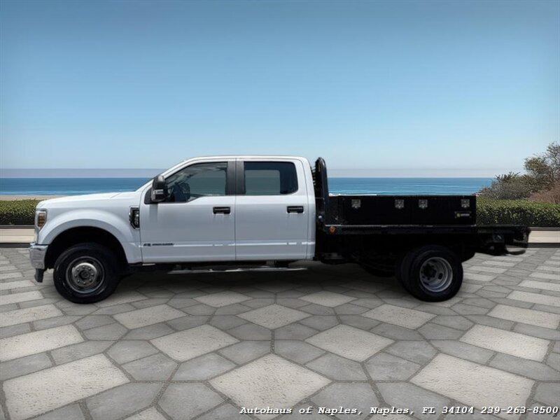 2019 Ford F-350 Super Duty XL   - Photo 5 - Naples, FL 34104