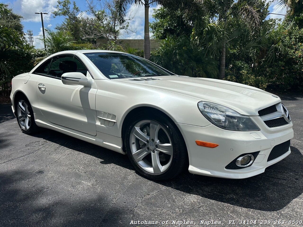 2009 Mercedes-Benz SL 550   - Photo 2 - Naples, FL 34104