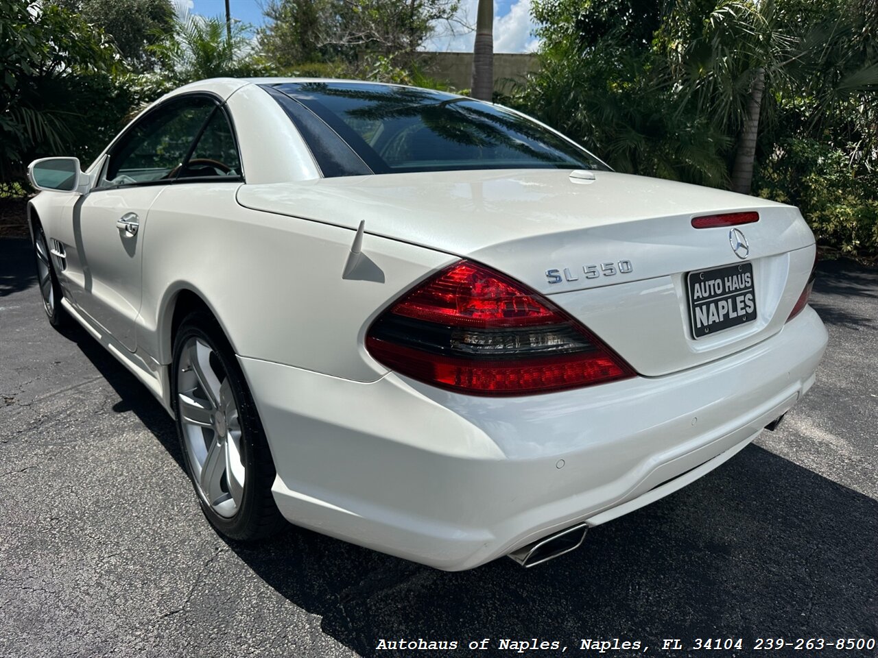 2009 Mercedes-Benz SL 550   - Photo 8 - Naples, FL 34104