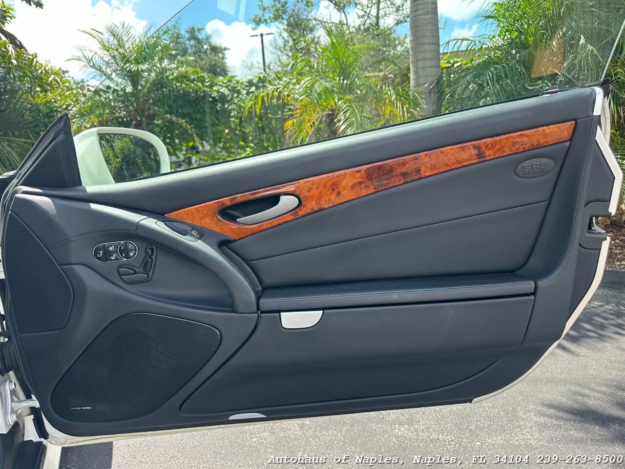 2009 Mercedes-Benz SL 550   - Photo 26 - Naples, FL 34104