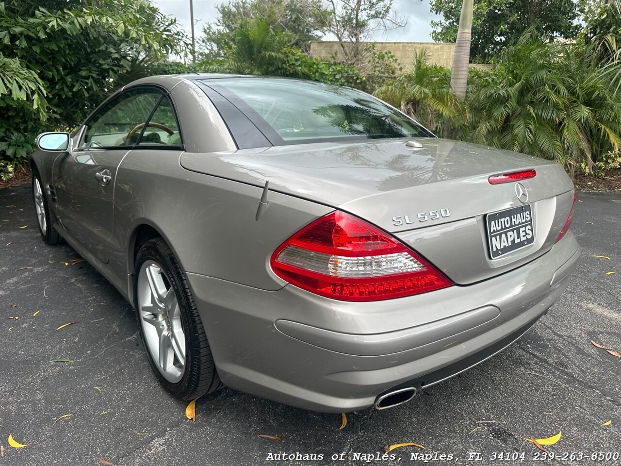 2007 Mercedes-Benz SL 550   - Photo 8 - Naples, FL 34104