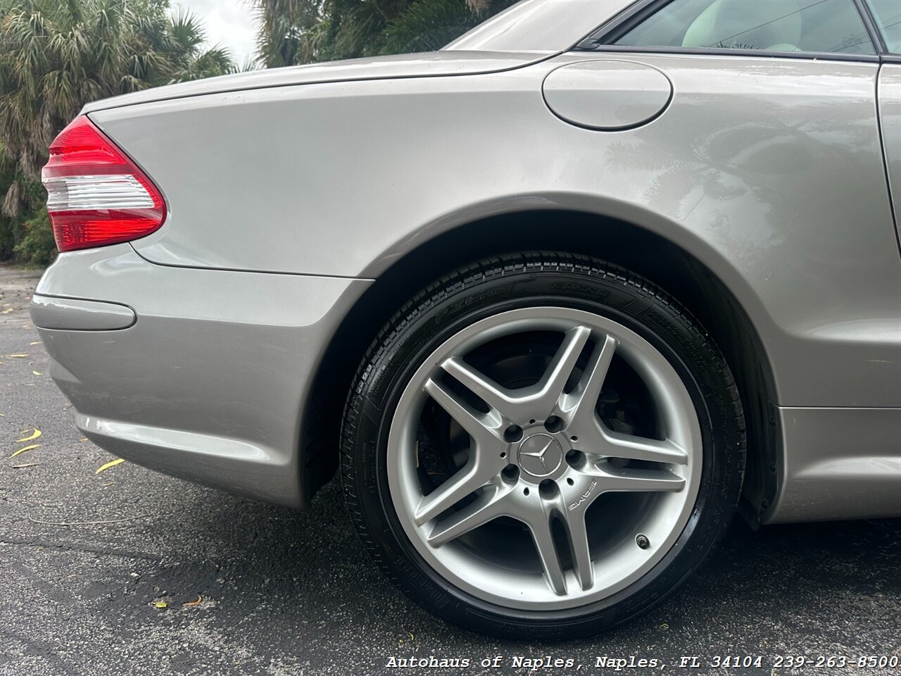 2007 Mercedes-Benz SL 550   - Photo 12 - Naples, FL 34104