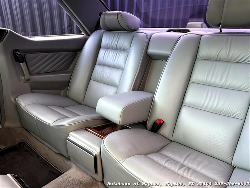 1991 Mercedes-Benz 560 SEC   - Photo 22 - Naples, FL 34104